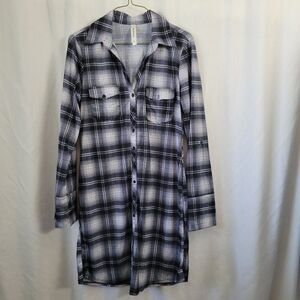 B&B Boutique Medium Shirt Dress Plaid black gray button up pockets roll tab EUC